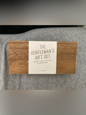 C R Gibson Gentleman Gift Set Copper - Money Clip, Clip, Cuff Links New In Box